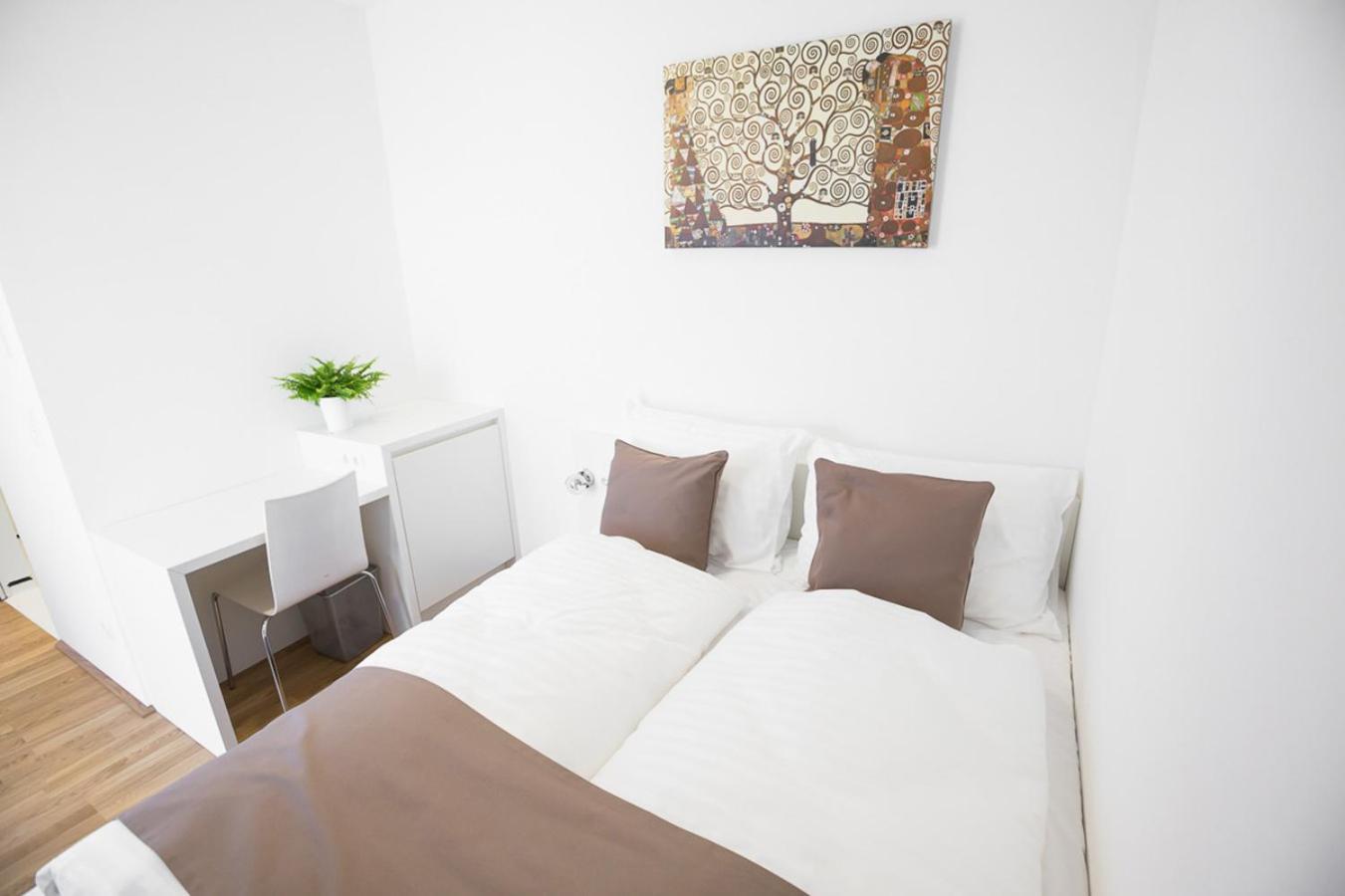 Shome Hotel Graz I Self Check-In I Free Parking Zewnętrze zdjęcie